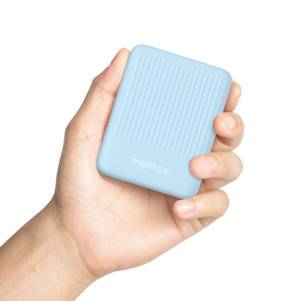 MOMAX Q.MAG MINIMAL 5000 mAh MAGNETIC WIRELESS BATTERY PACK (IP122) BLUE