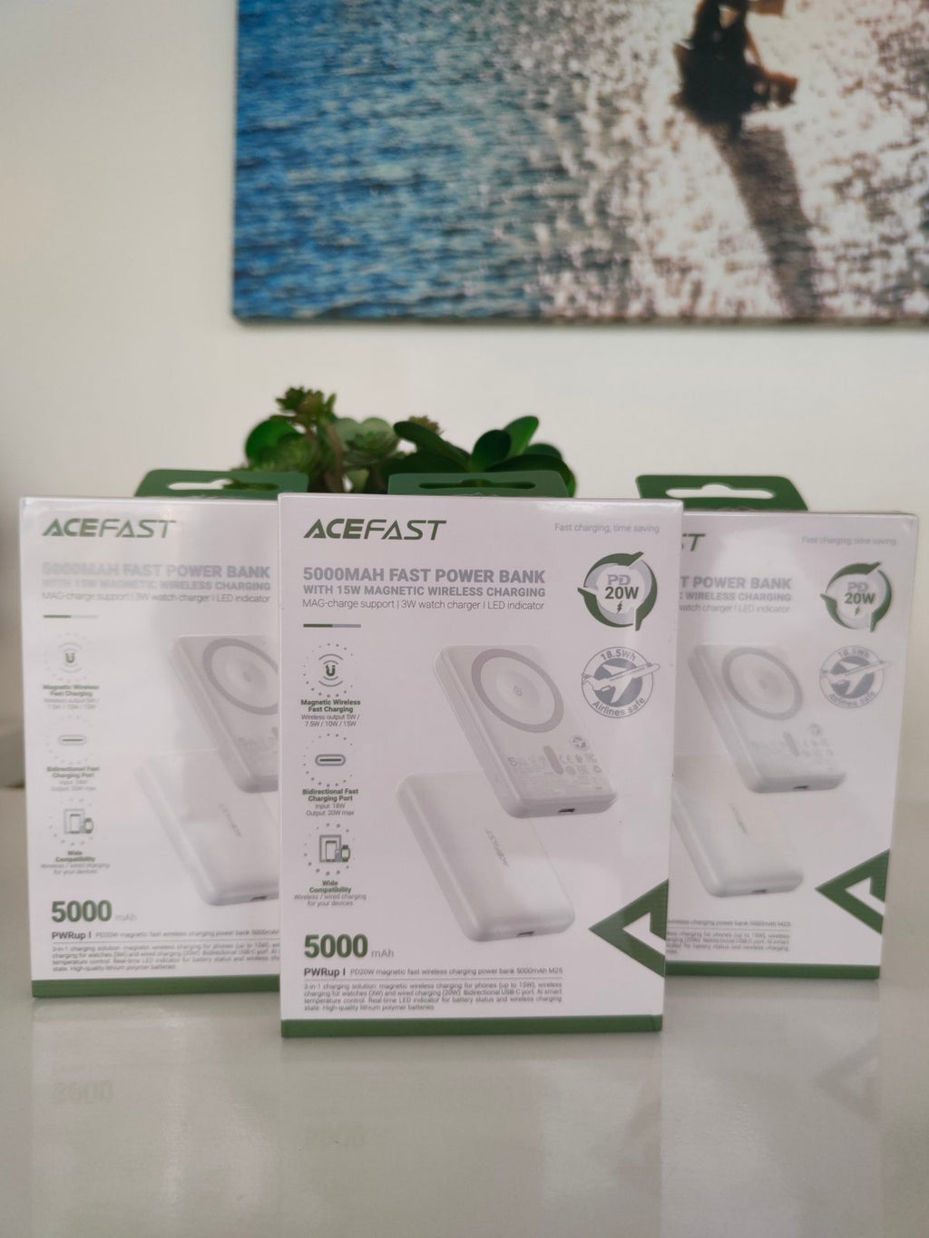 ACEFAST M25 PD20W 5000 mAh MAGNETIC FAST WIRELESS CHARGING POWERBANK WHITE