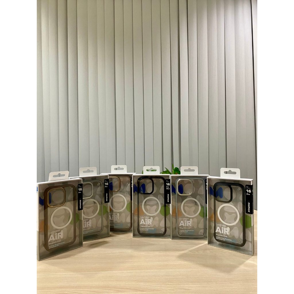 MOMAX CASE FORM AIR MAGNETIC CASE FOR IPHONE 16 PRO