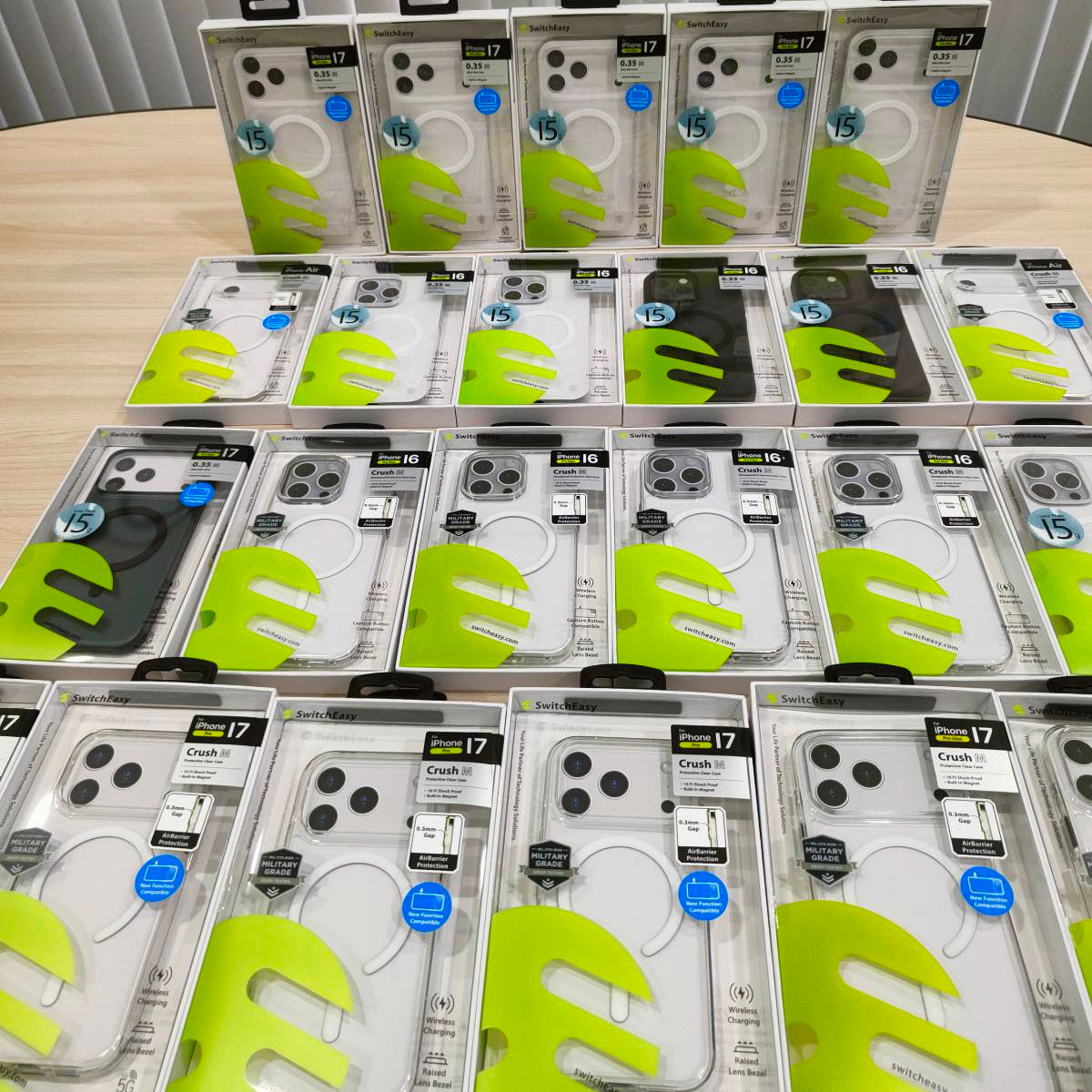 SWITCH EASY 0.35 M ULTRA SLIM CASE FOR IPHONE 16 PRO MAX & 17 PRO MAX