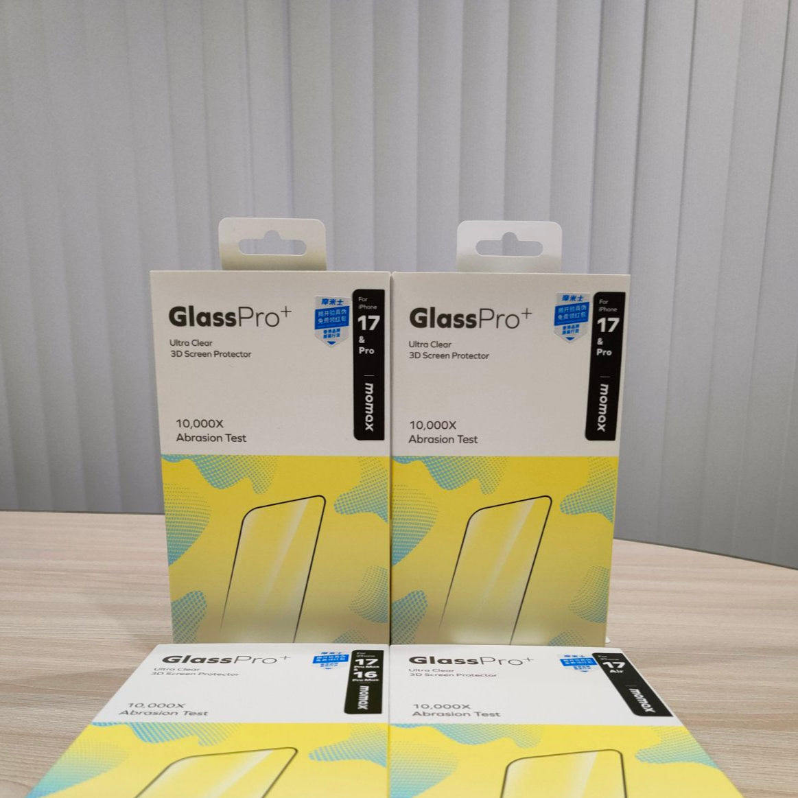 MOMAX GLASS PRO PLUS 0.3MM PREMIUM TEMPERED GLASS FOR IPHONE 17 AND 17 PRO