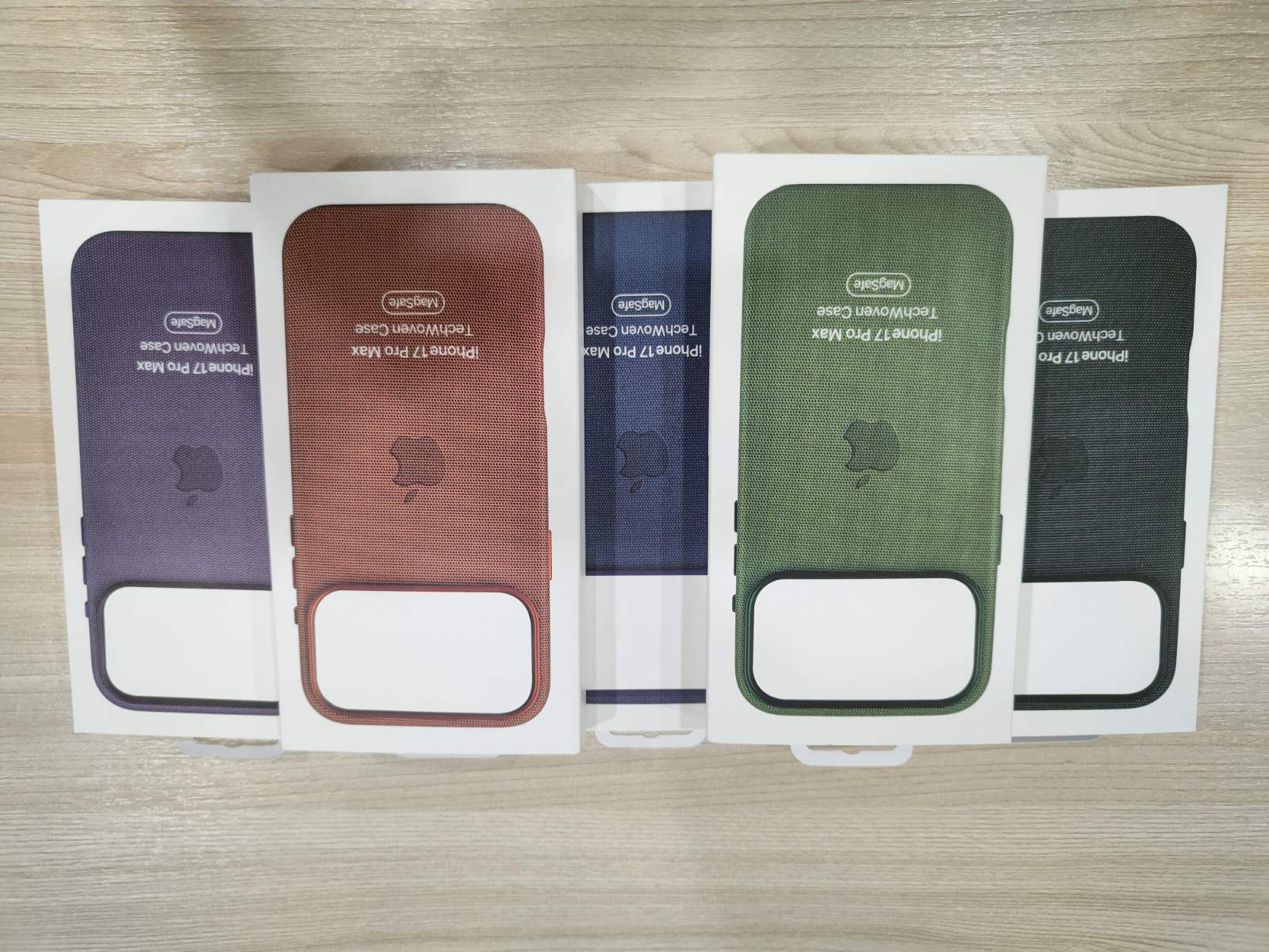 CLASS A TECHWOVEN CASE FOR IPHONE 17 PRO & PRO MAX